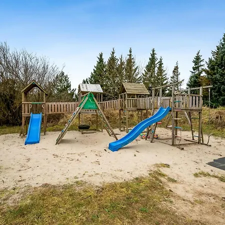 Casa vacanze Large Pool House With Activity - 1014 *