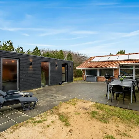 Large Pool House With Activity - 1014 * リンケビング