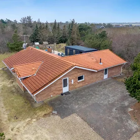 Large Pool House With Activity - 1014 Holiday home *